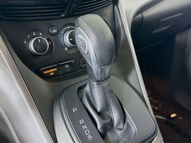 Photo of 2016 Shadow Black Ford Escape