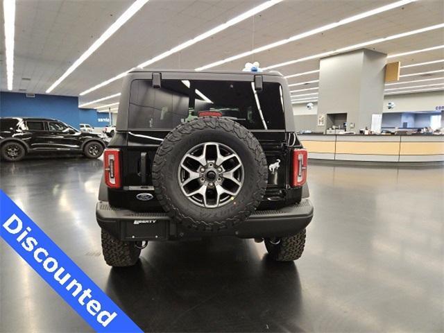 Photo of 2024 Shadow Black Ford Bronco