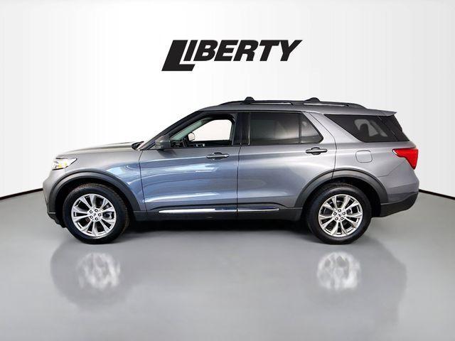 Photo of 2022 Carbonized Gray Metallic Ford Explorer