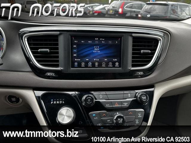 Photo of 2020 Velvet Red Pearlcoat Chrysler Voyager