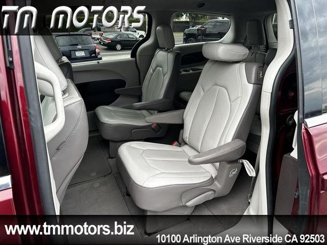 Photo of 2020 Velvet Red Pearlcoat Chrysler Voyager
