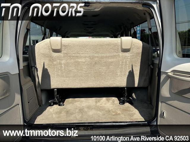 Photo of 2011 Oxford White Ford E350 Super Duty
