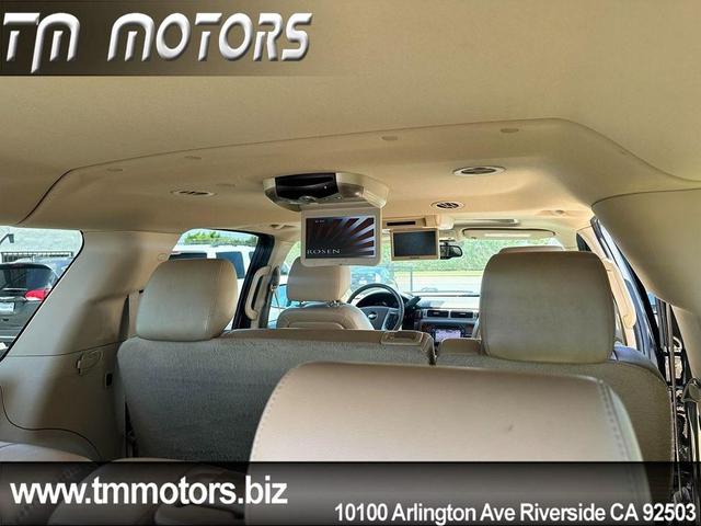 Photo of 2011 Black Chevrolet Suburban