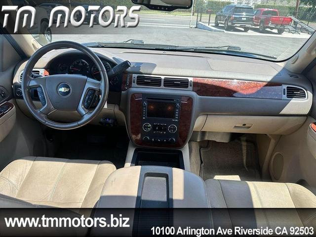 Photo of 2011 Black Chevrolet Suburban