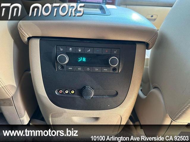 Photo of 2011 Black Chevrolet Suburban