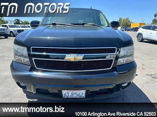 Photo of 2011 Black Chevrolet Suburban