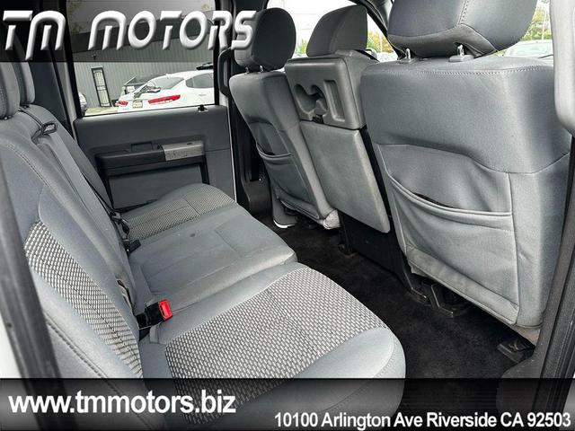 Photo of 2015 Oxford White Ford F-250