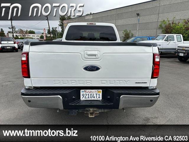Photo of 2015 Oxford White Ford F-250