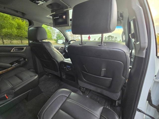 Photo of 2016 White Frost Tricoat GMC Yukon
