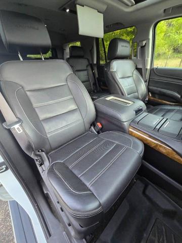 Photo of 2016 White Frost Tricoat GMC Yukon