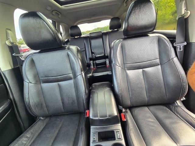 Photo of 2017 Gun Metallic Nissan Rogue
