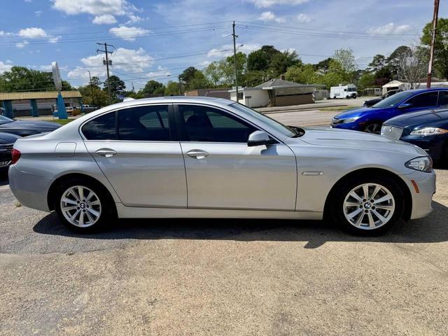 Photo of 2014 Silver BMW 528