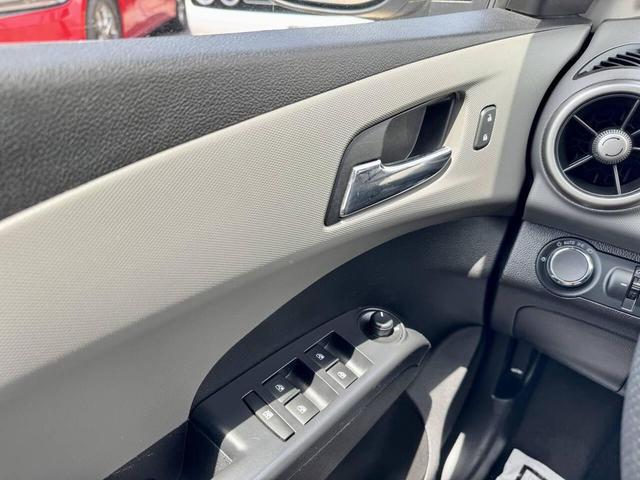 Photo of 2016 Silver Ice Metallic Chevrolet Sonic