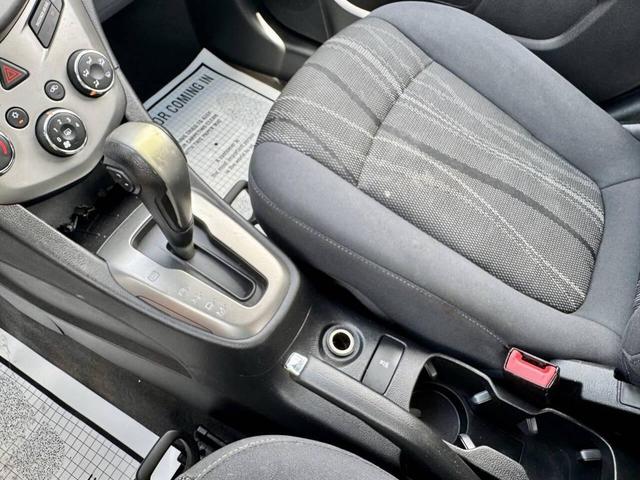 Photo of 2016 Silver Ice Metallic Chevrolet Sonic