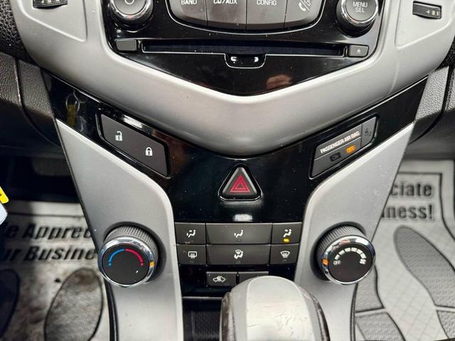 Photo of 2013 Gray Chevrolet Cruze