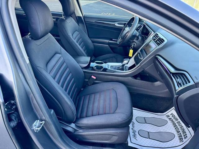 Photo of 2013 Sterling Gray Ford Fusion