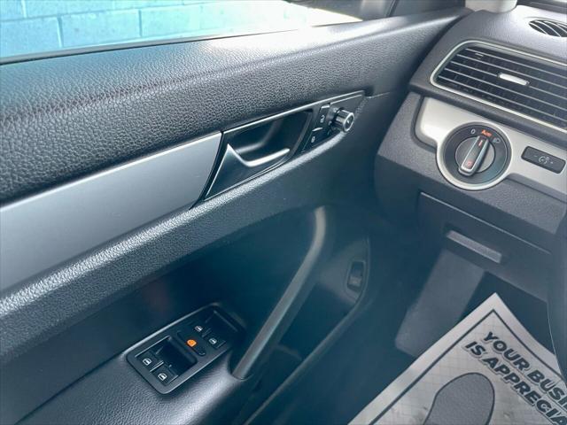 Photo of 2015 Gold Volkswagen Passat
