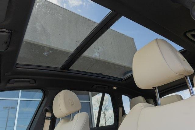 Photo of 2020 Mineral White Metallic BMW X5