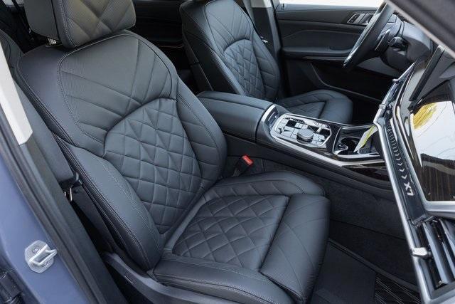 Photo of 2025 Sparkling BMW X7
