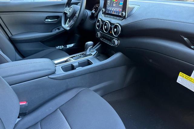 Photo of 2025 Black Nissan Sentra