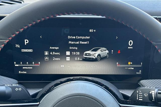 Photo of 2025 Super Black Nissan Kicks