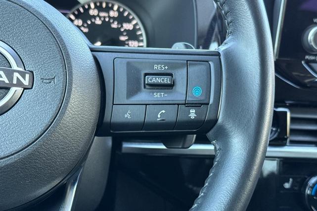 Photo of 2024 Deep Ocean Blue Nissan Pathfinder