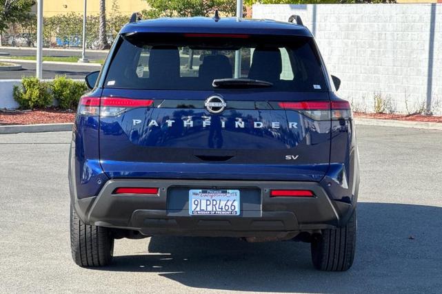 Photo of 2024 Deep Ocean Blue Nissan Pathfinder