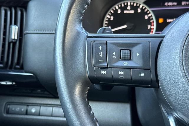 Photo of 2024 Deep Ocean Blue Nissan Pathfinder