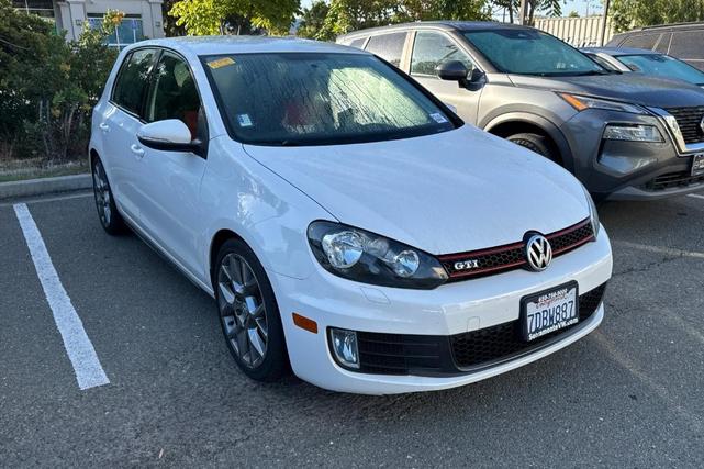 Photo of 2013 Candy White Volkswagen GTI