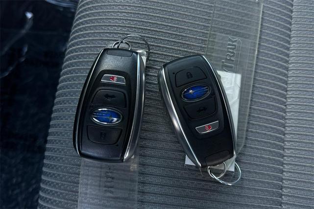 Photo of 2024 Crystal White Pearl Subaru Legacy