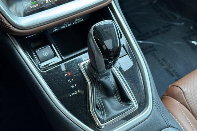 Photo of 2024 Crystal White Pearl Subaru Legacy