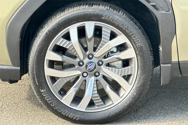 Photo of 2025 Autumn Green Metallic Subaru Forester