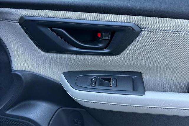 Photo of 2025 White Pearl Subaru Forester