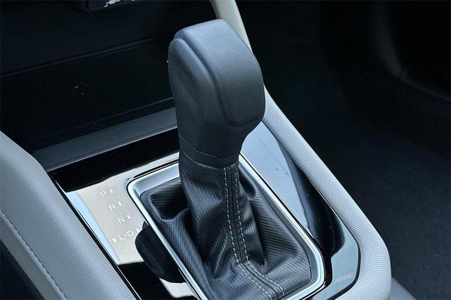 Photo of 2025 White Pearl Subaru Forester