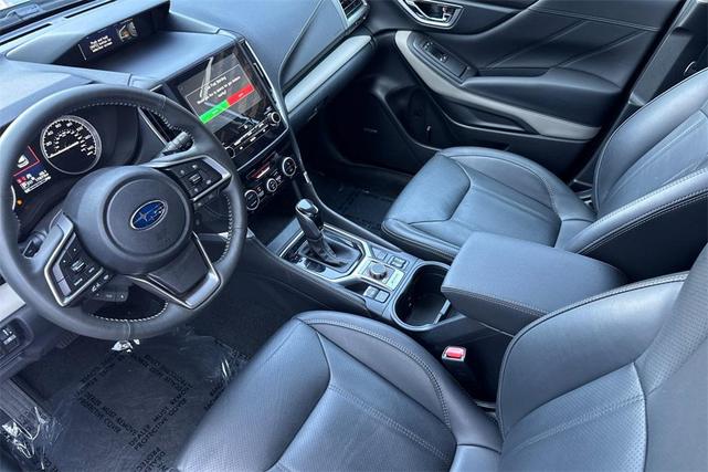 Photo of 2024 Ice Silver Metallic Subaru Forester