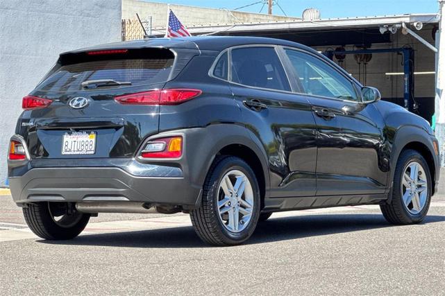 Photo of 2018 Ultra Black Hyundai KONA