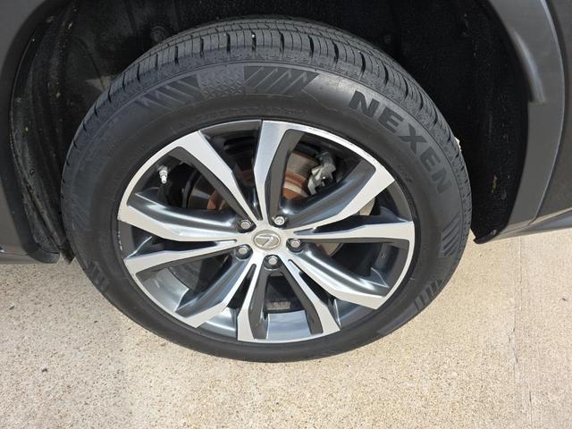 Photo of 2017 Black Lexus RX 350