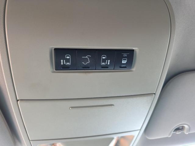 Photo of 2014 Billet Silver Metallic Clearcoat Dodge Grand Caravan