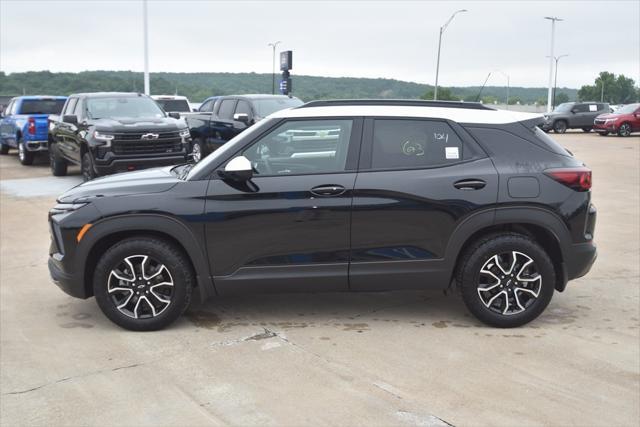 Photo of 2026 Mosaic Black Metallic Chevrolet Trailblazer
