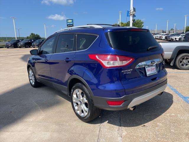 Photo of 2014 Deep Impact Blue Ford Escape