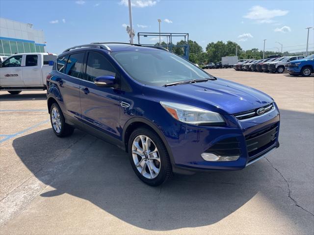 Photo of 2014 Deep Impact Blue Ford Escape