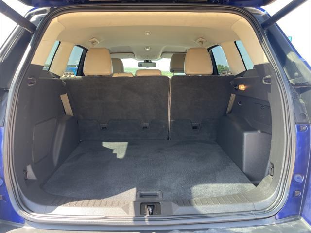 Photo of 2014 Deep Impact Blue Ford Escape