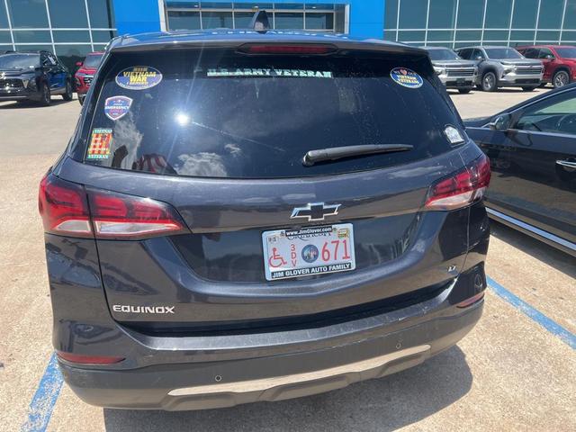 Photo of 2022 Iron Gray Metallic Chevrolet Equinox