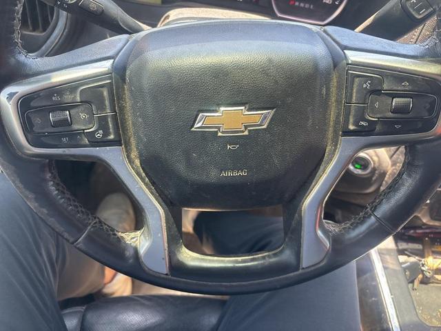 Photo of 2022 Iridescent Pearl Tricoat Chevrolet Silverado 3500