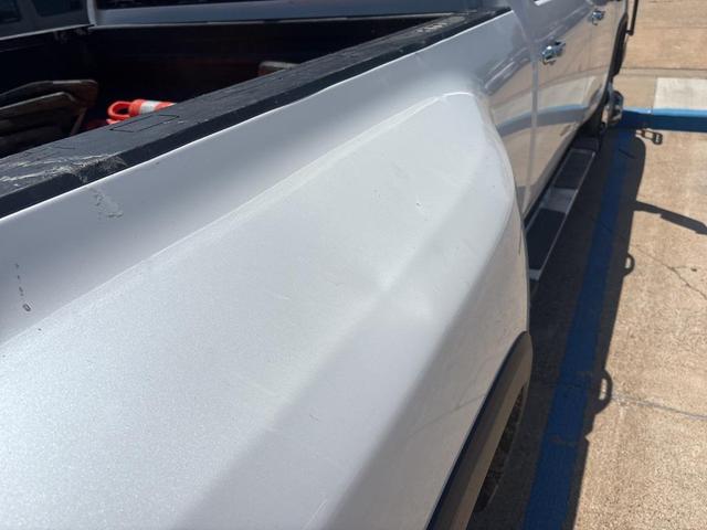 Photo of 2022 Iridescent Pearl Tricoat Chevrolet Silverado 3500