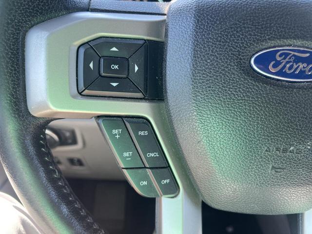 Photo of 2016 White Platinum Clearcoat Metallic Ford F-150