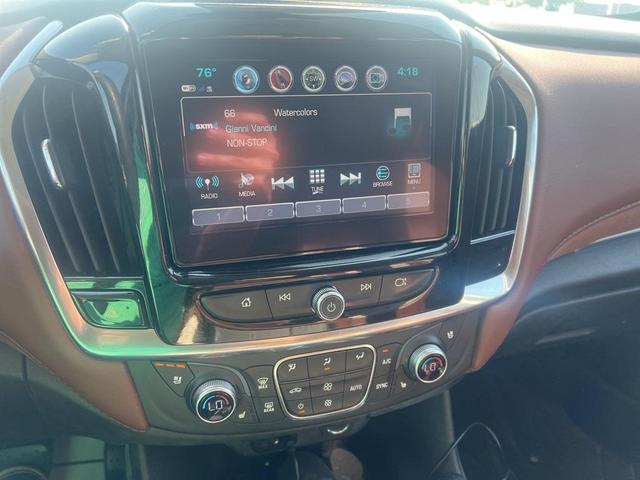 Photo of 2019 Mosaic Black Metallic Chevrolet Traverse