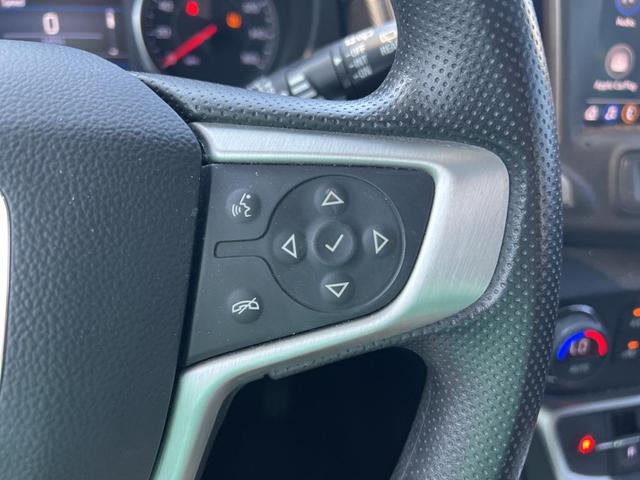 Photo of 2022 Summit White GMC Terrain