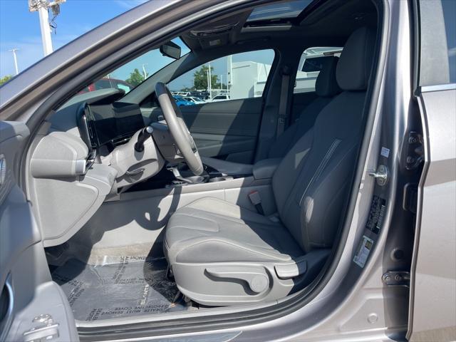 Photo of 2024 Fluid Metal Hyundai ELANTRA