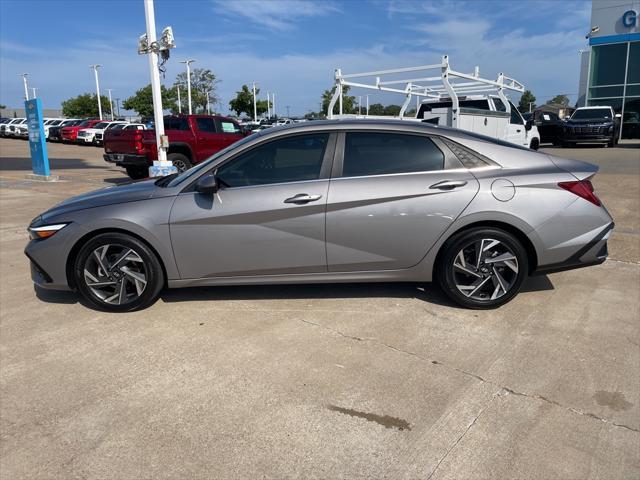 Photo of 2024 Fluid Metal Hyundai ELANTRA